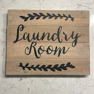 Rustic laundry room sign